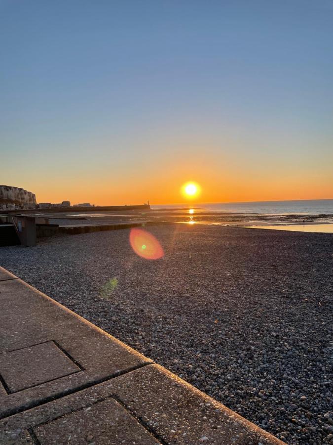 Appartement Au Calme Et Bow Window Quartier Plage Mers-les-Bains Exterior foto